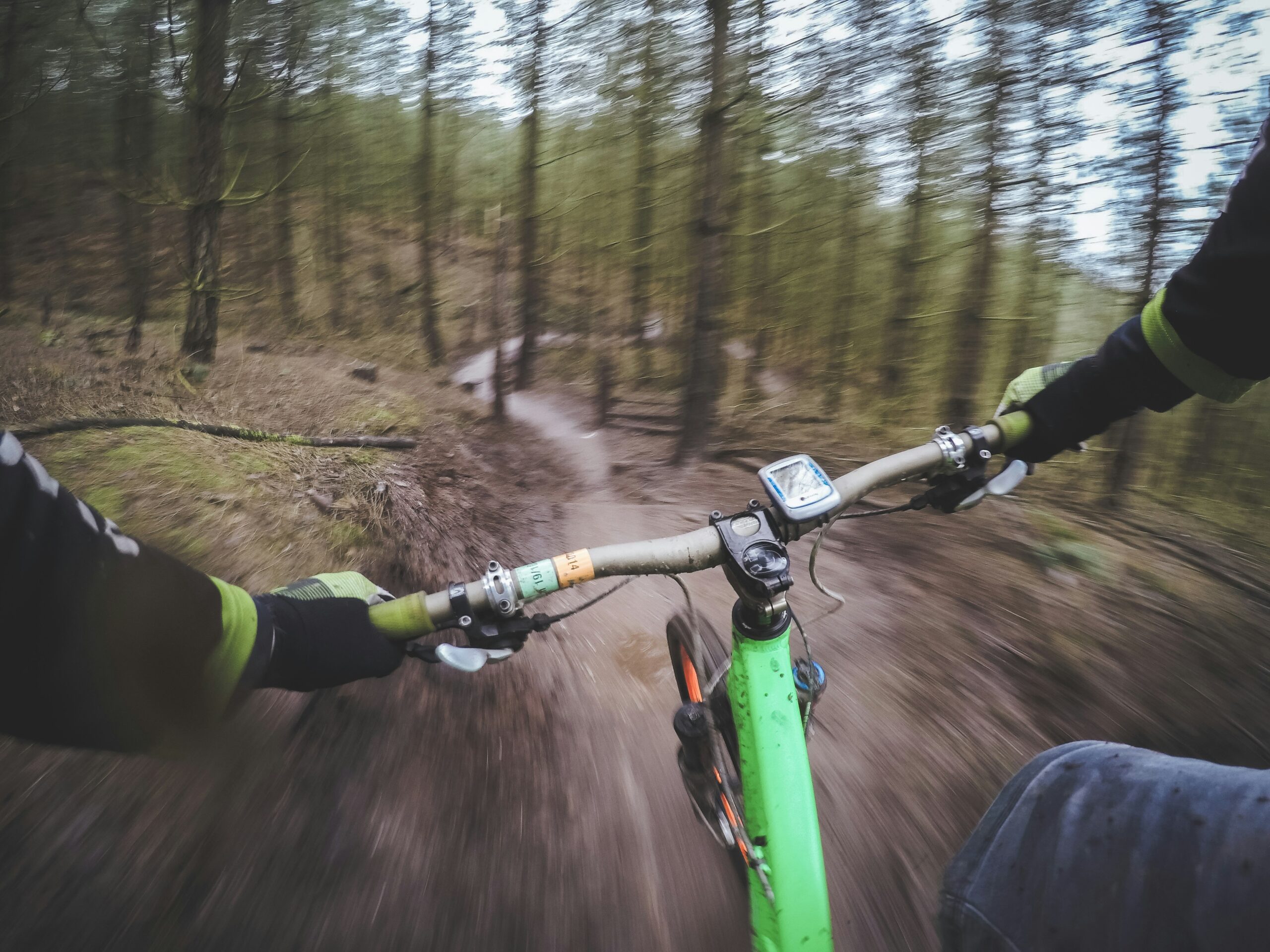 Reckl;ess Mountain biking<br />
